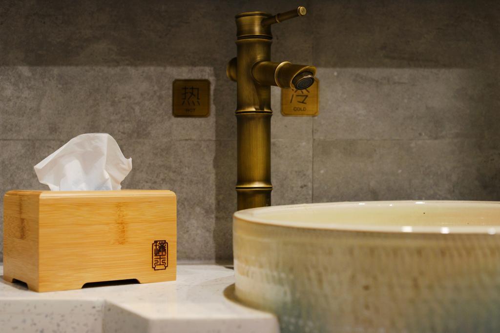 Hangzhou Puyu Travelling With Hotel Екстер'єр фото