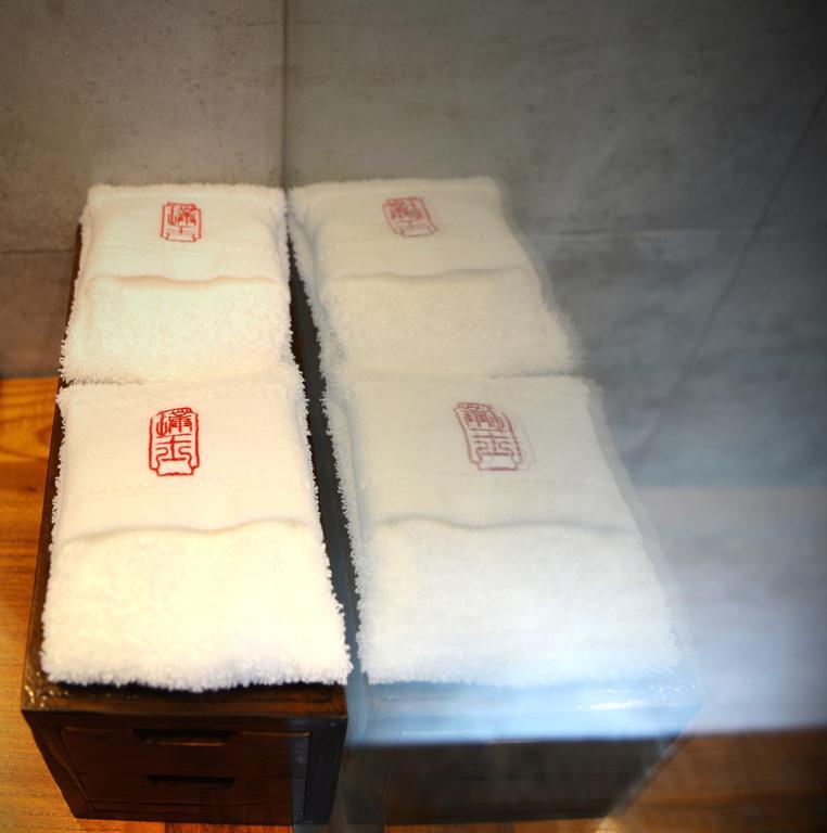 Hangzhou Puyu Travelling With Hotel Екстер'єр фото