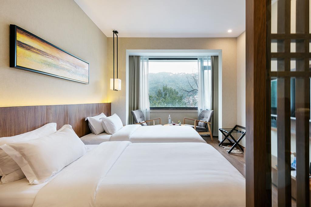 Hangzhou Puyu Travelling With Hotel Екстер'єр фото
